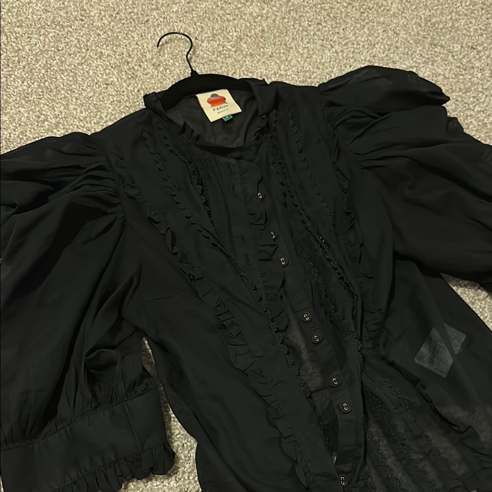FARM RIO Black Ruffled Blouse with Puff Sleeves sheer cotton